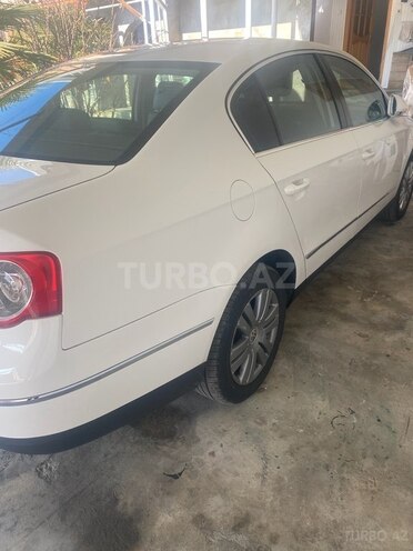 Volkswagen Passat 2010, 125,000 km - 2.0 l - Qax