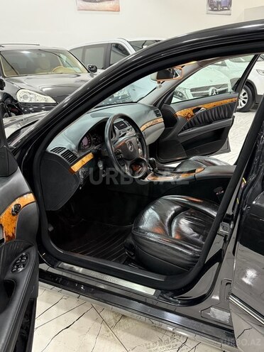 Mercedes E 220 d 2009, 235,000 km - 2.2 l - Sumqayıt