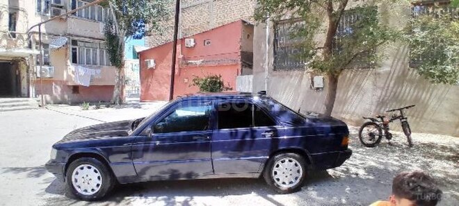 Mercedes 190 1991, 300,000 km - 2.0 l - Sumqayıt
