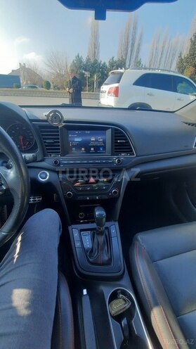 Hyundai Elantra 2018, 152,083 km - 1.6 l - Bakı