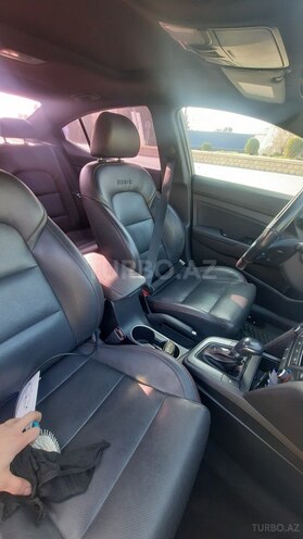 Hyundai Elantra 2018, 152,083 km - 1.6 l - Bakı