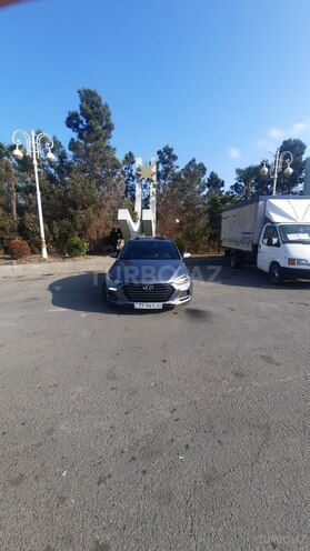 Hyundai Elantra 2018, 152,083 km - 1.6 l - Bakı
