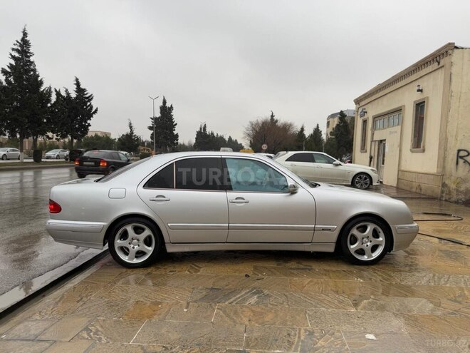 Mercedes E 320 2000, 199,000 km - 3.2 l - Xırdalan