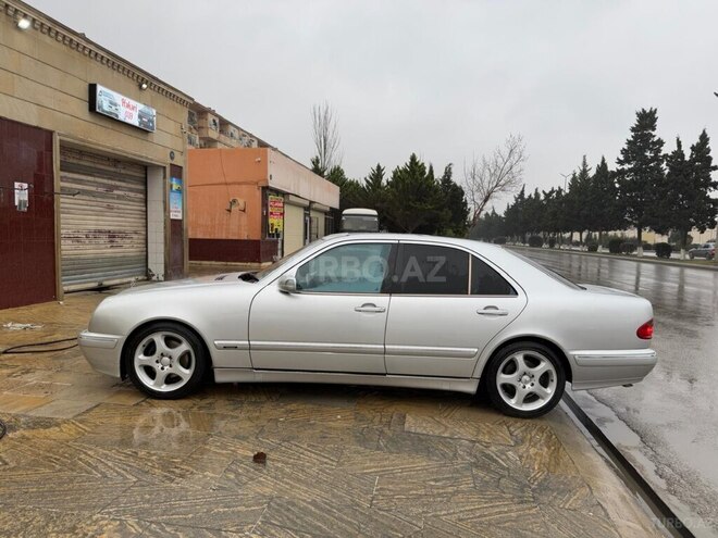 Mercedes E 320 2000, 199,000 km - 3.2 l - Xırdalan