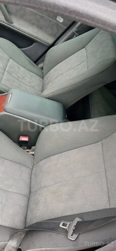 Mercedes E 220 d 2001, 435,678 km - 2.2 l - Masallı
