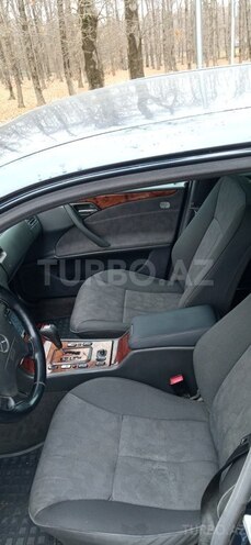 Mercedes E 220 d 2001, 435,678 km - 2.2 l - Masallı