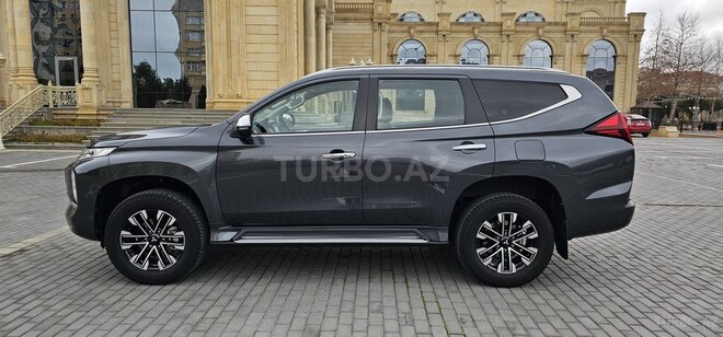 Mitsubishi Pajero Sport-8