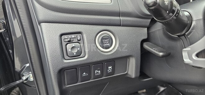 Mitsubishi Pajero Sport-18