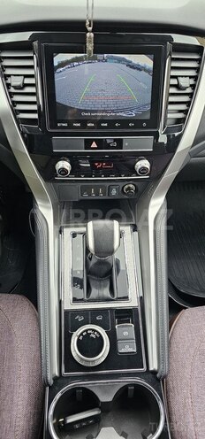 Mitsubishi Pajero Sport-17