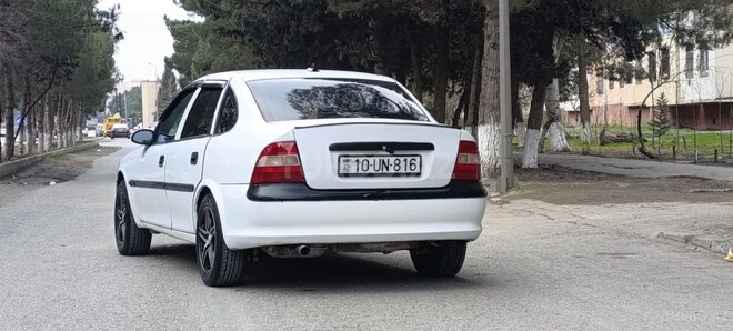 Opel Vectra 1998, 344,564 km - 1.8 l - Sumqayıt