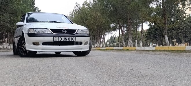 Opel Vectra 1998, 344,564 km - 1.8 l - Sumqayıt