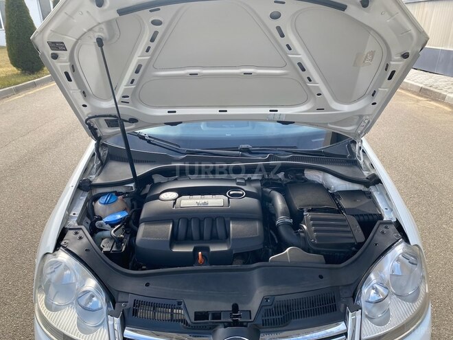 Volkswagen Jetta 2009, 246,000 km - 1.6 l - Tovuz