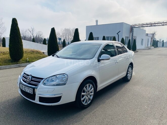 Volkswagen Jetta 2009, 246,000 km - 1.6 l - Tovuz
