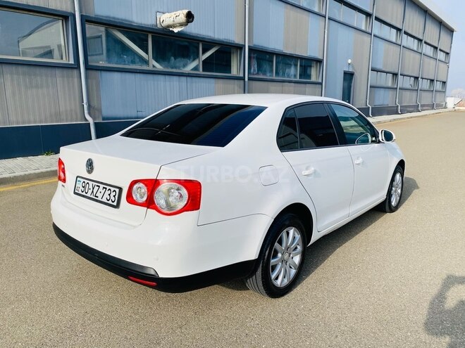 Volkswagen Jetta 2009, 246,000 km - 1.6 l - Tovuz