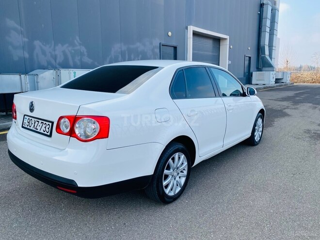 Volkswagen Jetta 2009, 246,000 km - 1.6 l - Tovuz