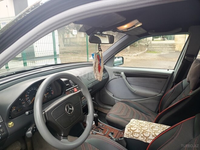 Mercedes C 180 1999, 272,000 km - 1.8 l - Gəncə