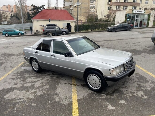 Mercedes 190 1992, 443,900 km - 2.0 л - Bakı