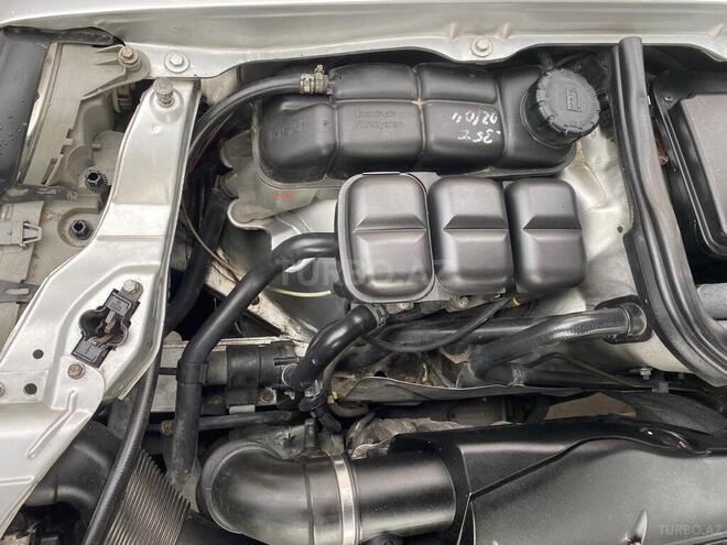Mercedes E 220 d 2001, 386,000 km - 2.2 l - Bakı