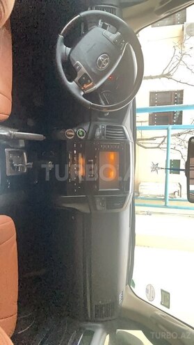 Toyota Land Cruiser 2007, 240,000 km - 4.0 l - Bakı