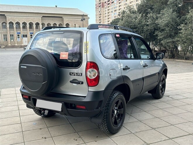 Chevrolet Niva 2015, 49,500 km - 1.7 l - Bakı