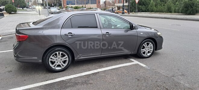 Toyota Corolla 2007, 268,000 km - 1.4 l - Bakı