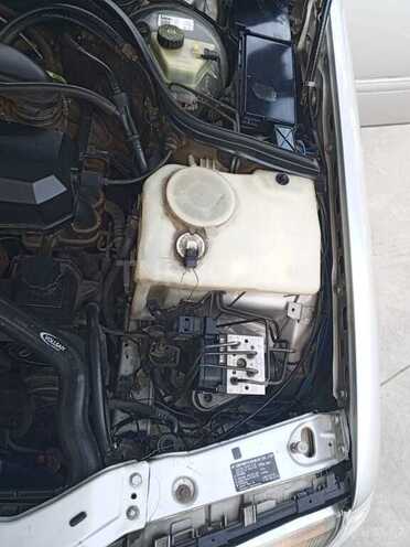 Mercedes C 200 1998, 328,000 km - 2.0 l - Biləsuvar