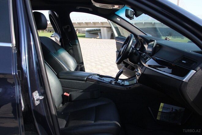 BMW 528 2014, 220,000 km - 2.0 l - Bakı
