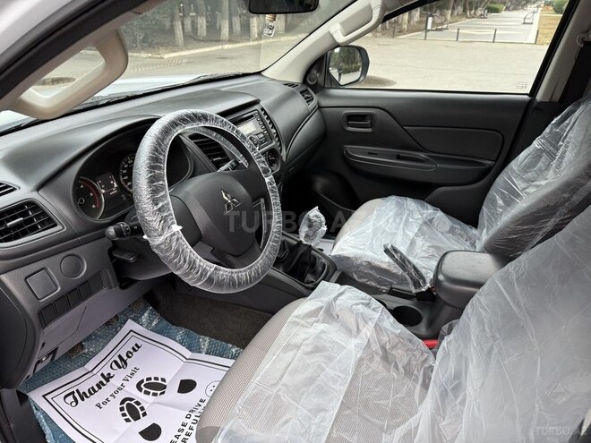 Mitsubishi L200 2020, 119,200 km - 2.4 л - Bakı