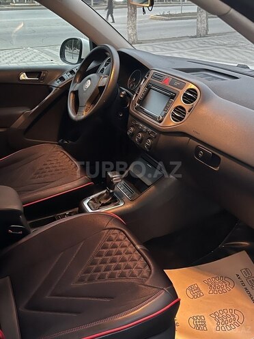 Volkswagen Tiguan 2010, 214,000 km - 2.0 л - Bakı