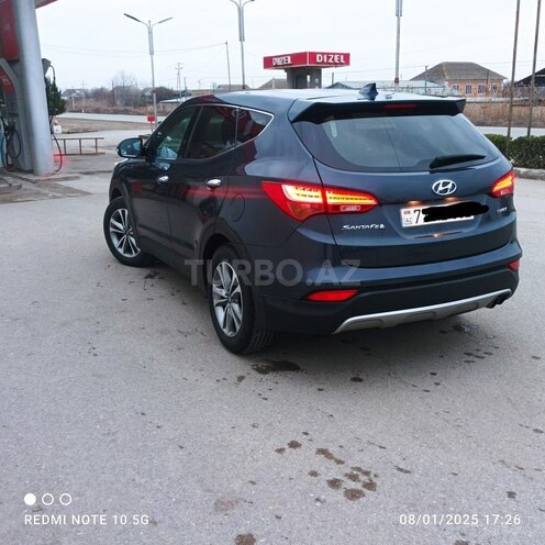 Hyundai Santa Fe 2014, 242,000 km - 2.0 l - Salyan