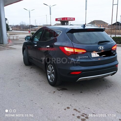 Hyundai Santa Fe 2014, 242,000 km - 2.0 l - Salyan