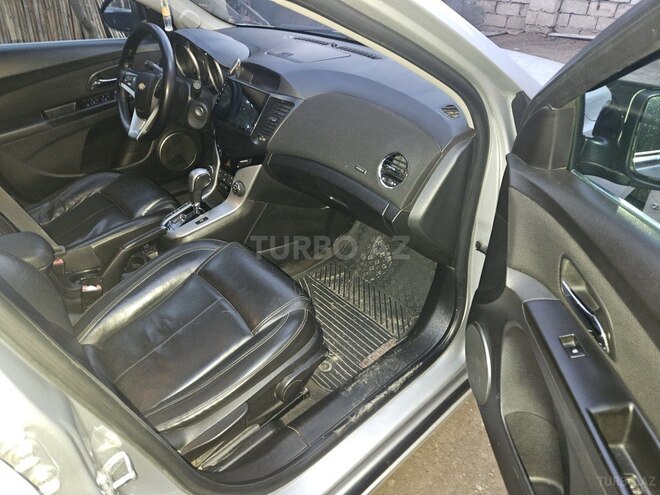Chevrolet Cruze 2011, 223,432 km - 1.4 l - Tovuz