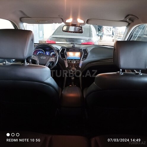 Hyundai Santa Fe 2014, 242,000 km - 2.0 l - Salyan