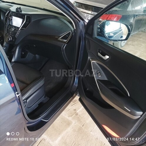 Hyundai Santa Fe 2014, 242,000 km - 2.0 l - Salyan