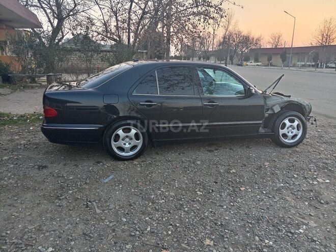 Mercedes E 240 2000, 266,600 km - 2.4 l - Ağcabədi