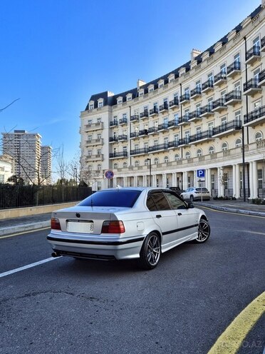 BMW 318 1991, 350,000 km - 1.8 л - Bakı