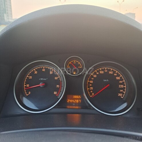 Opel Astra 2006, 246,000 km - 1.4 l - Gəncə