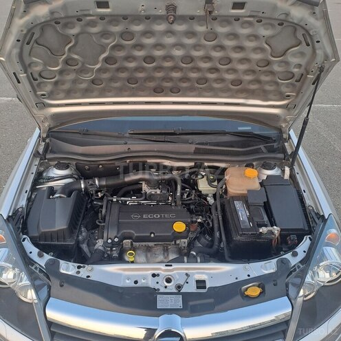 Opel Astra 2006, 246,000 km - 1.4 l - Gəncə