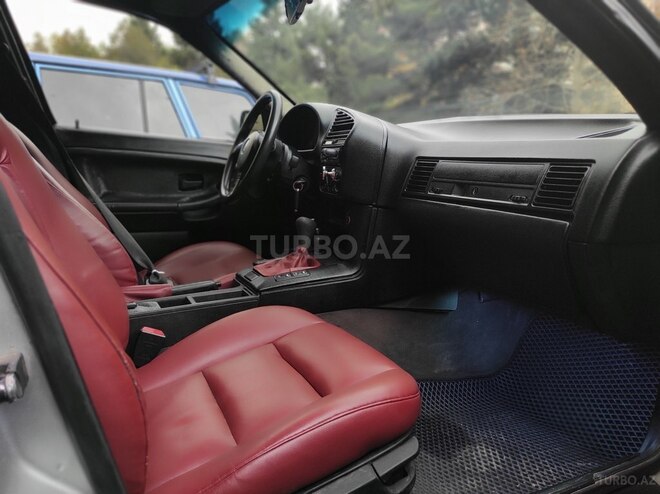 BMW 318 1991, 350,000 km - 1.8 л - Bakı