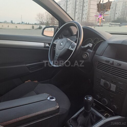 Opel Astra 2006, 246,000 km - 1.4 l - Gəncə