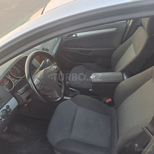 Opel Astra 2006, 246,000 km - 1.4 l - Gəncə