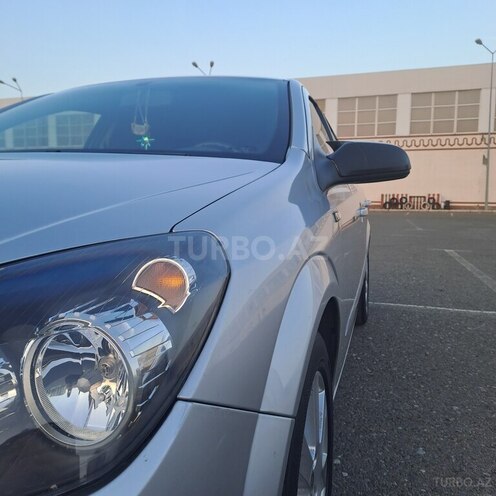 Opel Astra 2006, 246,000 km - 1.4 l - Gəncə