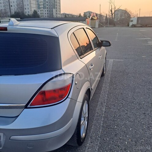 Opel Astra 2006, 246,000 km - 1.4 l - Gəncə