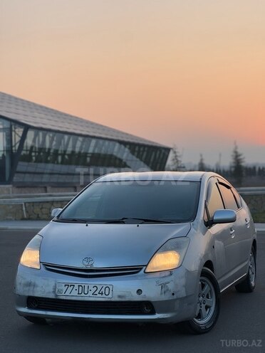 Toyota Prius-2