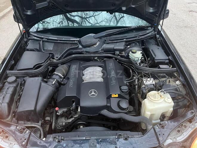 Mercedes E 240 1999, 283,732 km - 2.4 l - Sumqayıt