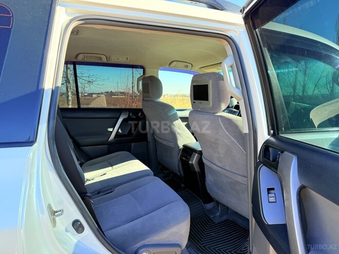 Toyota Land Cruiser Prado 2010, 182,000 km - 2.7 l - Tovuz