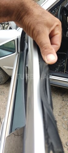 Mercedes E 230 1995, 543,722 km - 2.3 l - Sabirabad