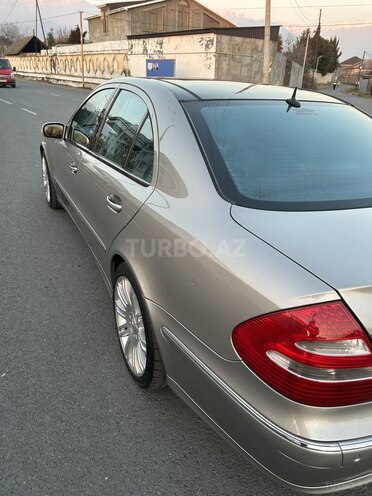Mercedes E 240 2004, 291,540 km - 2.6 l - Zaqatala