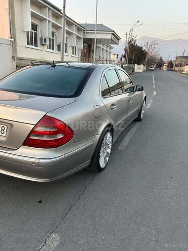 Mercedes E 240 2004, 291,540 km - 2.6 l - Zaqatala