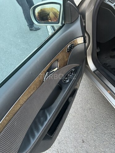 Mercedes E 240 2004, 291,540 km - 2.6 l - Zaqatala